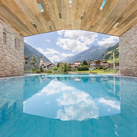 Premium Activehotel Bergkoenig Neustift im Stubaital Exterior photo